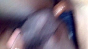 fui dar para o preto dotado e acabei comendo ele com blowjob gagging e creampie