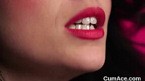 Sexy hottie, does this cumshot on your face make you swallow all the jizm?