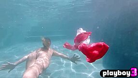 Latina Alina Lopez nackt outdoors, zeigt fetten Arsch und nasse Fotze