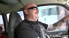 Straighty guy jizzes on gay dude