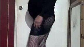 Bisexual crossdresser pumps up for bigger size part 4