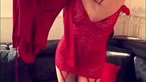 hey check out these sexy snapchats from a dirty milf