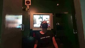 Wanna see hot Argentinian teens dancing at the club?