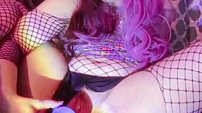 preview cutie plays with her pussy and ass