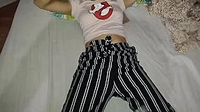 chica seduce me and gets me horny without touching