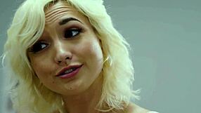 Saucy amateur teen licks lesbo pussy with fingering