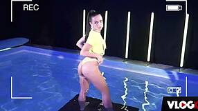 Zuzu Sweet zegt: Ik ben een speelse slet op deze set