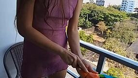 Sexy Brunette Babe With Natural Tits Wakes Up Early For Close-Up Morning Sex