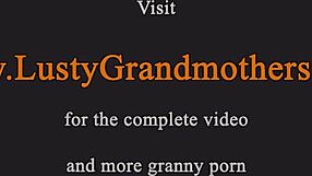 ยายอ้วนกางขาให้ควยหนุ่ม18+ ร้อนมาก! 😍