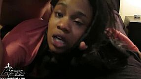 Atlanta’s misscaramelminxxx twerk and show off her big tits and more