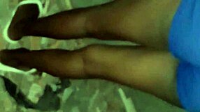 putaria magrinha sucks maloqueiro's big cock in obra creampie