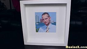 Does Skylar Harris Strapon?