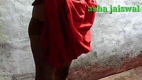 يا بهابي، تغيري الفوط؟ ديفير يبتزها لجنس رانش قاسي مع أمي!