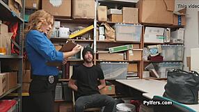 Lucky thief spies and fucks horny milf security guard