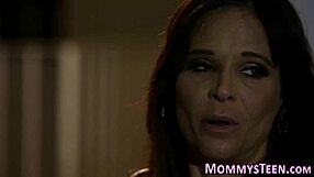 Cute Teen's Pussy Eaten