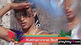 I found out that Katherinne Sofia, a petite and sexy Colombian babe loves the attention that she gives to her fans