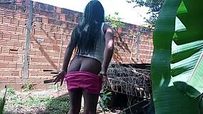 Foi atras de casa eu fui atras pois ela pego no meu pinto