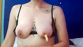 candlelight game leads to orgasm 😏