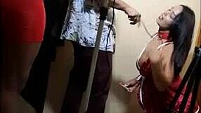 Morena enters piroca and sucks well at Christmas party