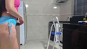 Amateur Seduces Electrician, Pays Service with Xerecard