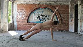 real outdoor naked sport feels so wild