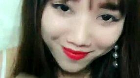 Korean Webcam Girl on Uplive Talkshow Livestream with Sexy Asian Vibes