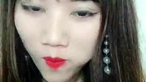 Korean Webcam Girl on Uplive Talkshow Livestream with Sexy Asian Vibes