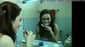 Vintage tytärpuoli kylppärissä!