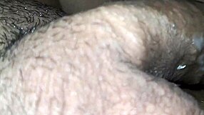 i'm masturboing to my wife, it's so hot