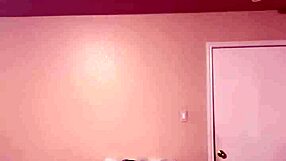 Exciting Hot Pussy Gets Cum in Intense Session!