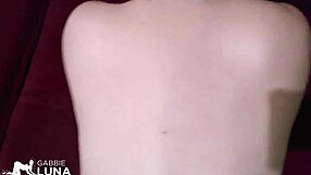 yo, novinha casada dando o cuzinho e peidando no pau grande sem pregas 😜