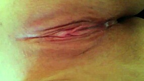 Non ho resistito a cavalcare la sua vagina dopo che ha afferrato il suo giocattolo!