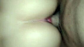 partiendo el culito de mi novia