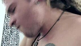 Hardcore massage turns into steamy client fucking