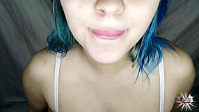 i paint my lips with lipstick for mouth fetish 😘