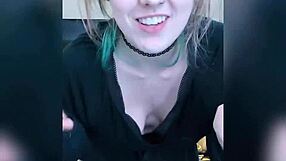 hey, follow my strapon joi with mistress electra now!