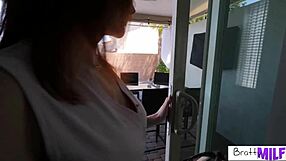 Sophia Locke Demands Rough Fuck on Bed from Client