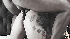 Romeo and Juliet fuck in motel with big pussy!