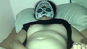 Adoro mostrar minha buceta para meu marido masturbar gostoso pra min