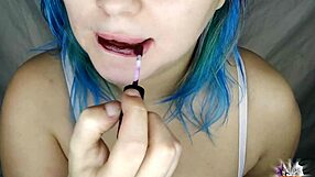 i paint my lips with lipstick for mouth fetish 😘