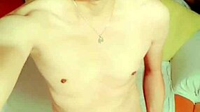 flaco vergon masturbating big cock