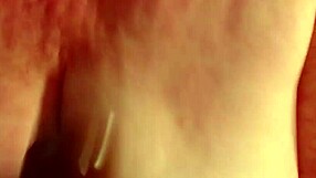 조던의 거대한 흑인 자지가 내 가슴 빨아대고 싶어!