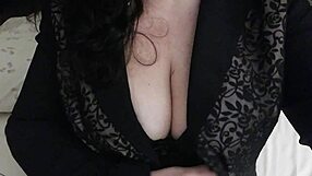 Are these big natural tits all amateur?