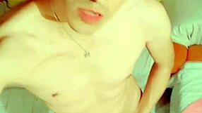 flaco vergon masturbating big cock