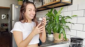 Ersties Sexy Ana Gets All Hot & Soapy In The Bathtub