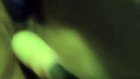 jylynn masturbates with machine, feeling great 😍