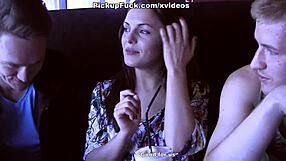 Szuper forró közös pornó csaló feleség szopásával és arcra