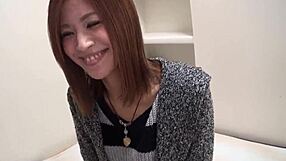 와, 중국 전 CEO 와이프가 젊은 호스트에 집착!