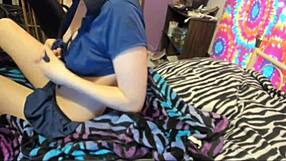 Teen Cam Model Fingers Shaved Pussy In Lesbian Masturbation.