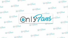 chubby teen 18+ redhead girl eats chips food show